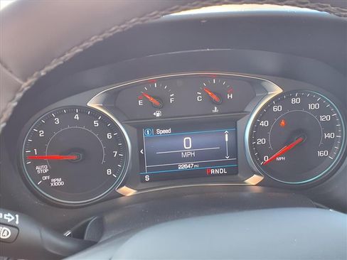 Used 2023 Chevrolet Equinox LT image 16