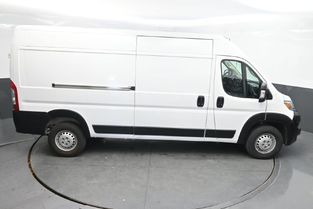 Used 2026 RAM ProMaster 2500 w/ Convenience Group FWD image 27
