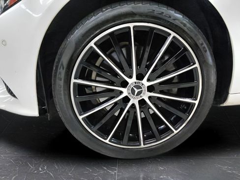 Used 2019 Mercedes-Benz C 300 4MATIC Sedan image 9
