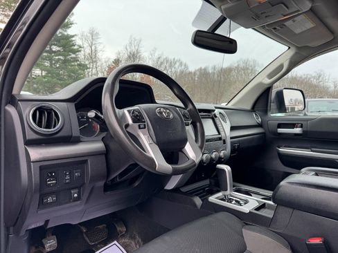 Used 2016 Toyota Tundra SR5 image 14