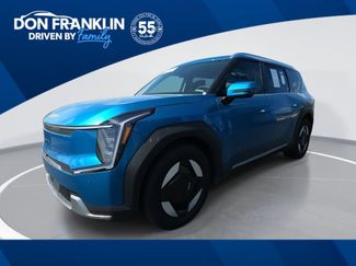Used 2026 Kia EV9 Wind video 1