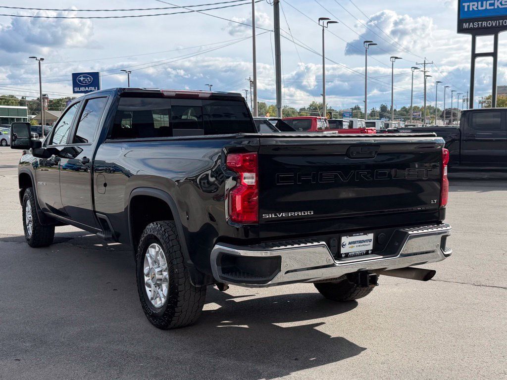 Used 2022 Chevrolet Silverado 2500 LT w/ All Star Edition AWD/4WD image 6