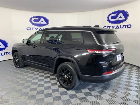 Used 2023 Jeep Grand Cherokee L Limited RWD image 5