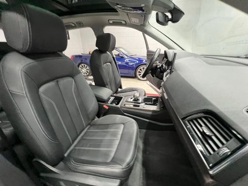 Used 2021 Audi Q5 2.0T Premium Plus w/ Premium Plus Package image 35