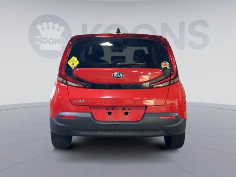 Used 2021 Kia Soul LX image 5