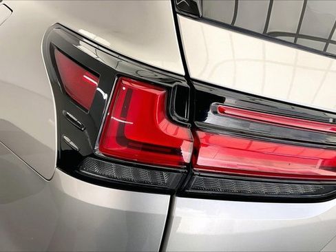 Used 2022 Lexus LX 600 4WD w/ Luxury Package image 30