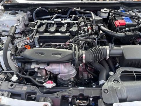 Used 2024 Honda Civic EX image 5