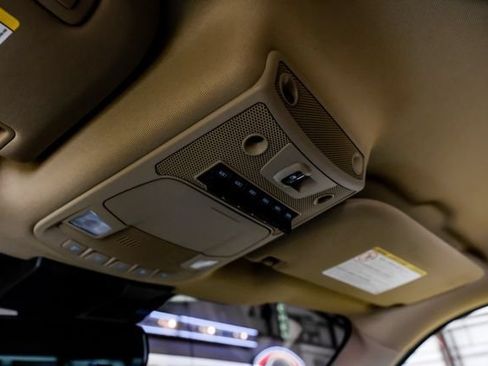 Used 2021 Ford F250 Lariat AWD/4WD image 29