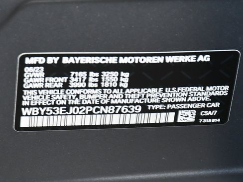 Used 2023 BMW i7 xDrive60 image 35