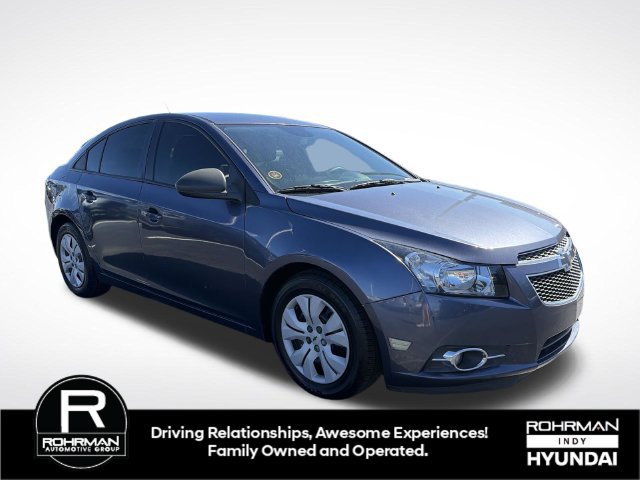Used 2013 Chevrolet Cruze LS FWD image 12