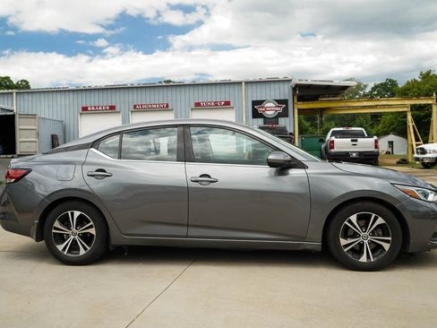 Used 2021 Nissan Sentra SV FWD image 3