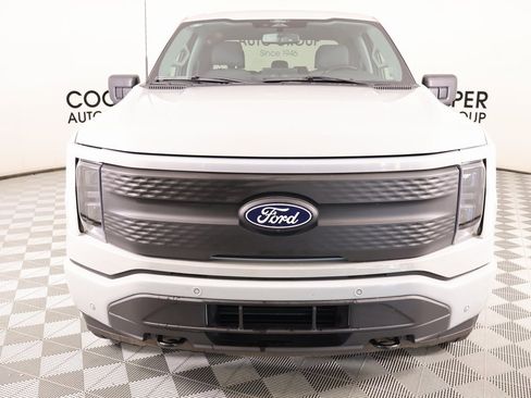 Used 2024 Ford F150 Lightning Flash image 11