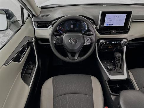 Certified 2025 Toyota RAV4 XLE image 22