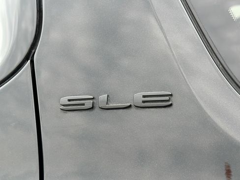 Used 2023 GMC Acadia SLE w/ Driver Convenience Package AWD/4WD image 46