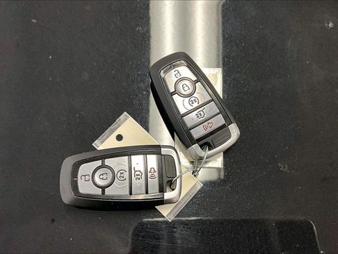 Used 2022 Ford Escape SE w/ Convenience Package image 9