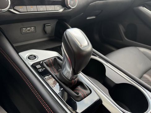 Certified 2025 Nissan Altima 2.5 SR image 21