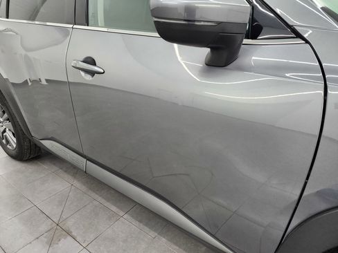 Used 2025 Nissan Pathfinder SV image 25