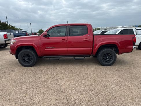 Used 2021 Toyota Tacoma SR5 image 4