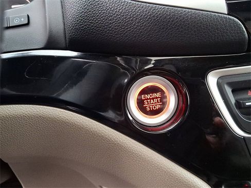 Used 2020 Honda Ridgeline RTL-E image 24