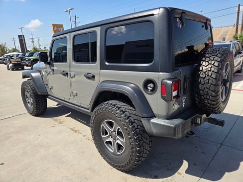 Used 2023 Jeep Wrangler Unlimited Sport AWD/4WD image 5