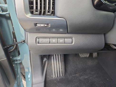 New 2026 Nissan Pathfinder SL w/ SL Premium Package image 19