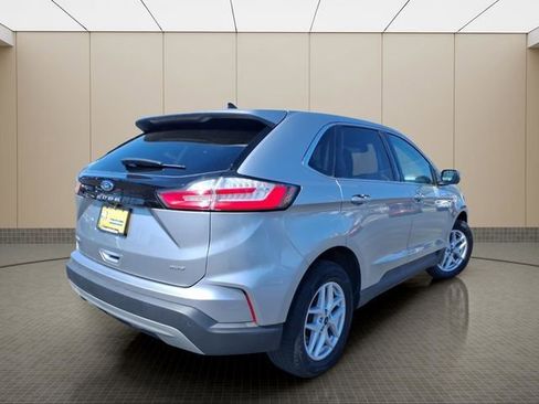 Used 2022 Ford Edge SEL AWD/4WD image 8