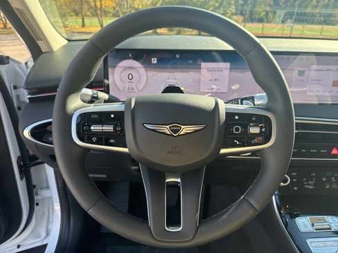 New 2026 Genesis GV70 2.5T image 15