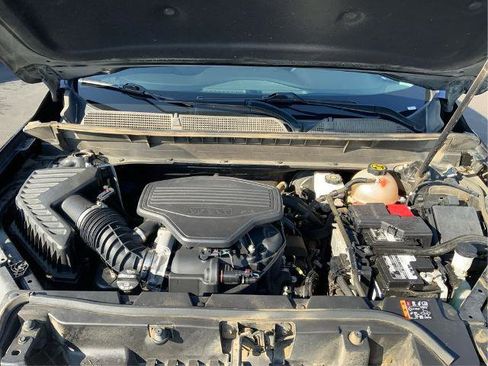 Used 2020 GMC Acadia SLT image 24