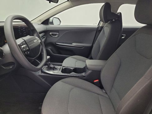 Used 2025 Kia K4 FWD image 17
