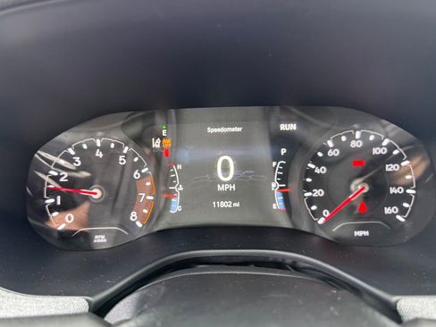 Used 2023 Jeep Compass Latitude image 17