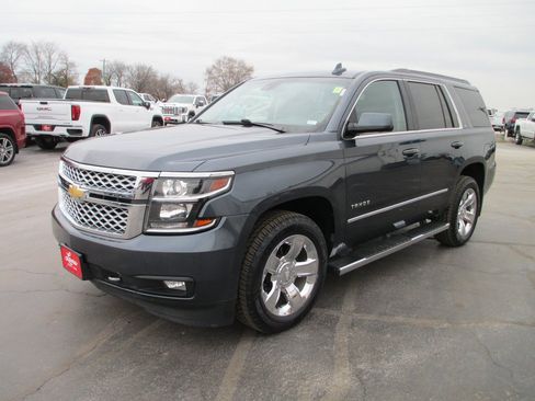 Used 2019 Chevrolet Tahoe LT w/ LT Signature Package image 10