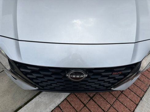 Used 2024 Nissan Altima 2.5 SR FWD image 13