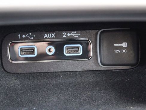 Used 2021 Jeep Grand Cherokee Laredo X image 40