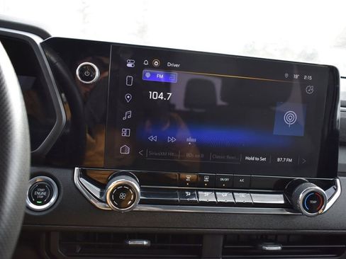 Used 2023 Chevrolet Colorado Trail Boss image 18