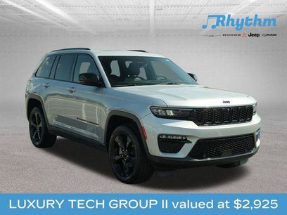 Certified 2025 Jeep Grand Cherokee Limited w/ Luxury Tech Group II