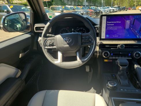 Used 2025 Toyota Tacoma Limited image 22