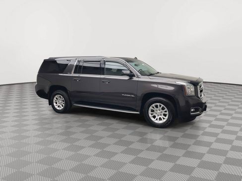 Used 2015 GMC Yukon XL SLE AWD/4WD image 37