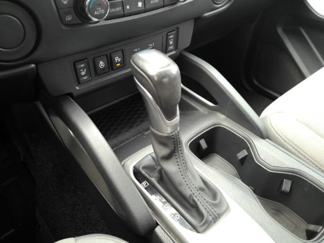 Used 2022 Nissan Frontier SV RWD image 45