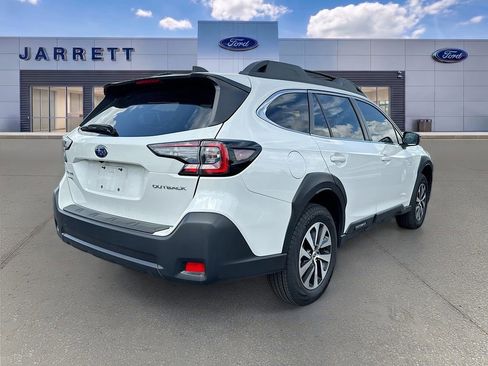 Used 2025 Subaru Outback Premium w/ Popular Package #1A AWD/4WD image 7