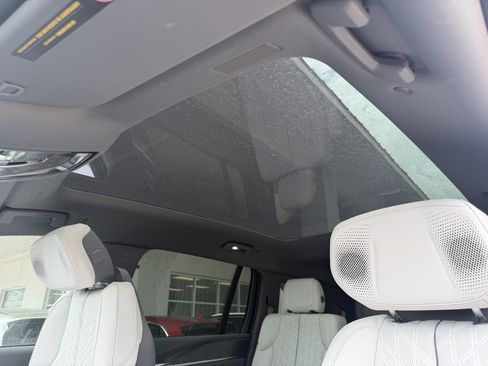 Used 2026 Cadillac Escalade IQ Sport 1 AWD/4WD image 19