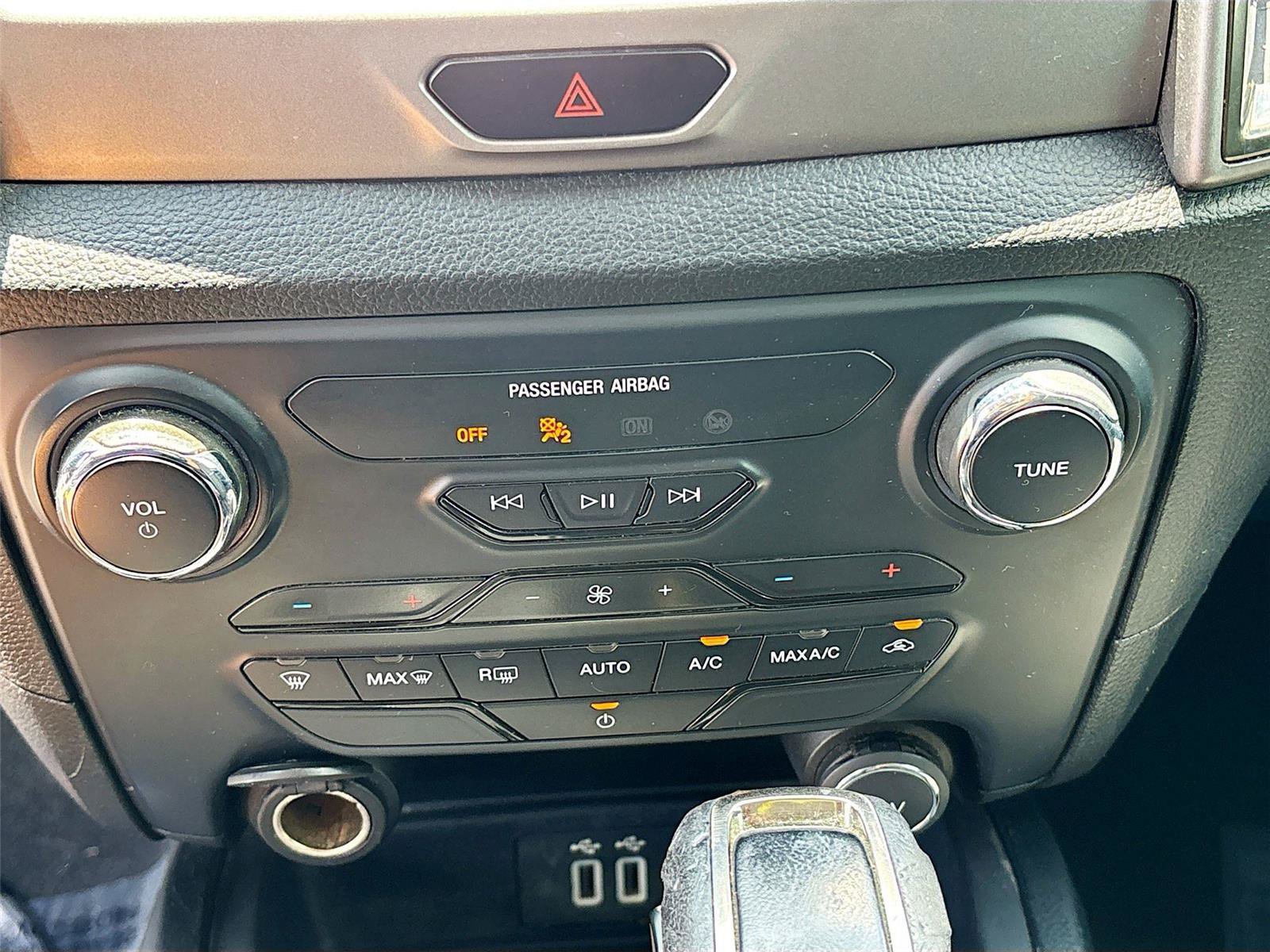 Used 2019 Ford Ranger XLT w/ Equipment Group 301A Mid AWD/4WD image 15