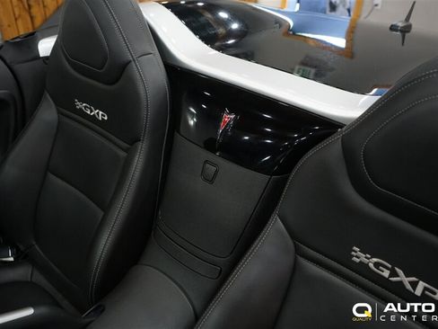 Used 2008 Pontiac Solstice GXP RWD image 23