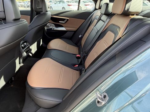 New 2026 Mercedes-Benz E 53 AMG e 4MATIC Sedan image 33