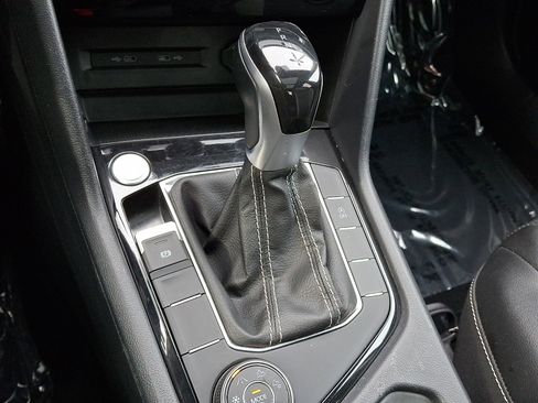 Used 2023 Volkswagen Taos SEL image 14