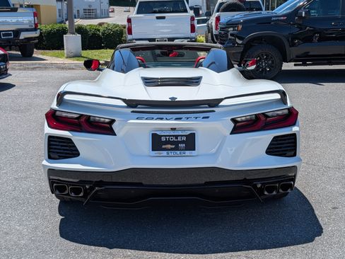 Used 2022 Chevrolet Corvette Stingray Convertible w/ 1LT RWD image 4