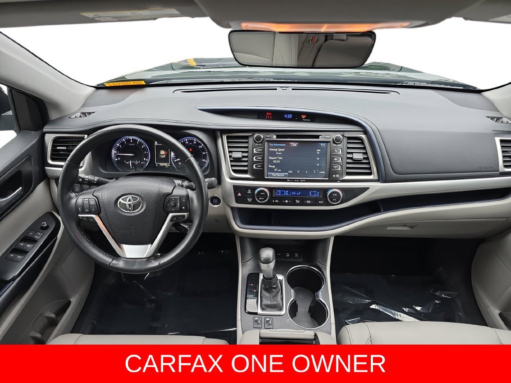 Used 2017 Toyota Highlander XLE AWD/4WD image 38