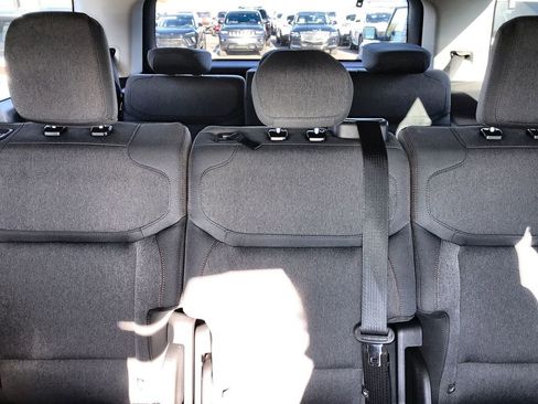 Used 2025 Ford Expedition Active image 23