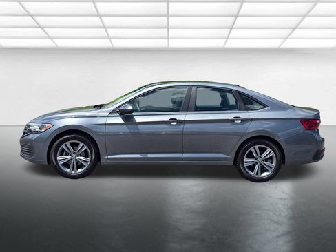 Used 2024 Volkswagen Jetta SE FWD image 18