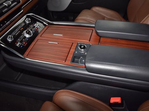 Used 2023 Lincoln Navigator L Reserve image 32