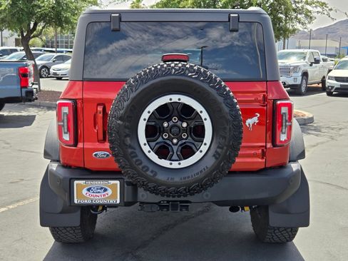 Certified 2023 Ford Bronco Outer Banks w/ Sasquatch Package AWD/4WD image 5